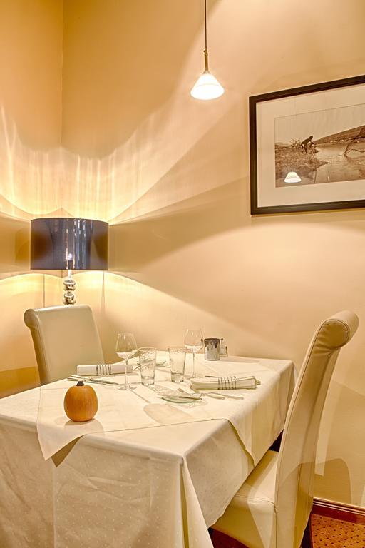 Hotel Restaurant "Le Strasbourg" ビッチュ エクステリア 写真