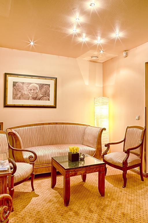 Hotel Restaurant "Le Strasbourg" ビッチュ 部屋 写真